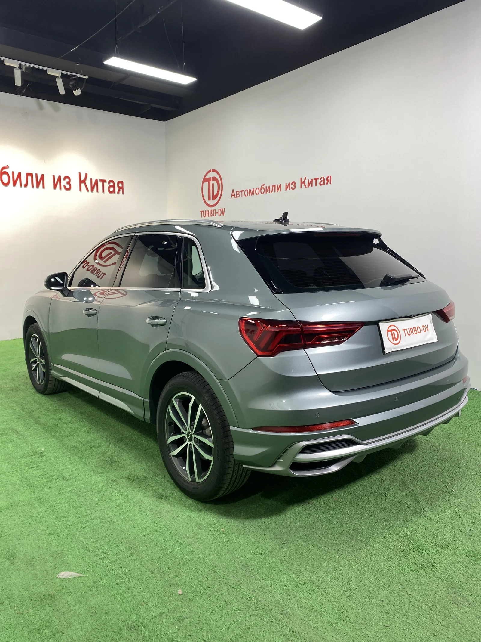 Фото 1 Audi Q3