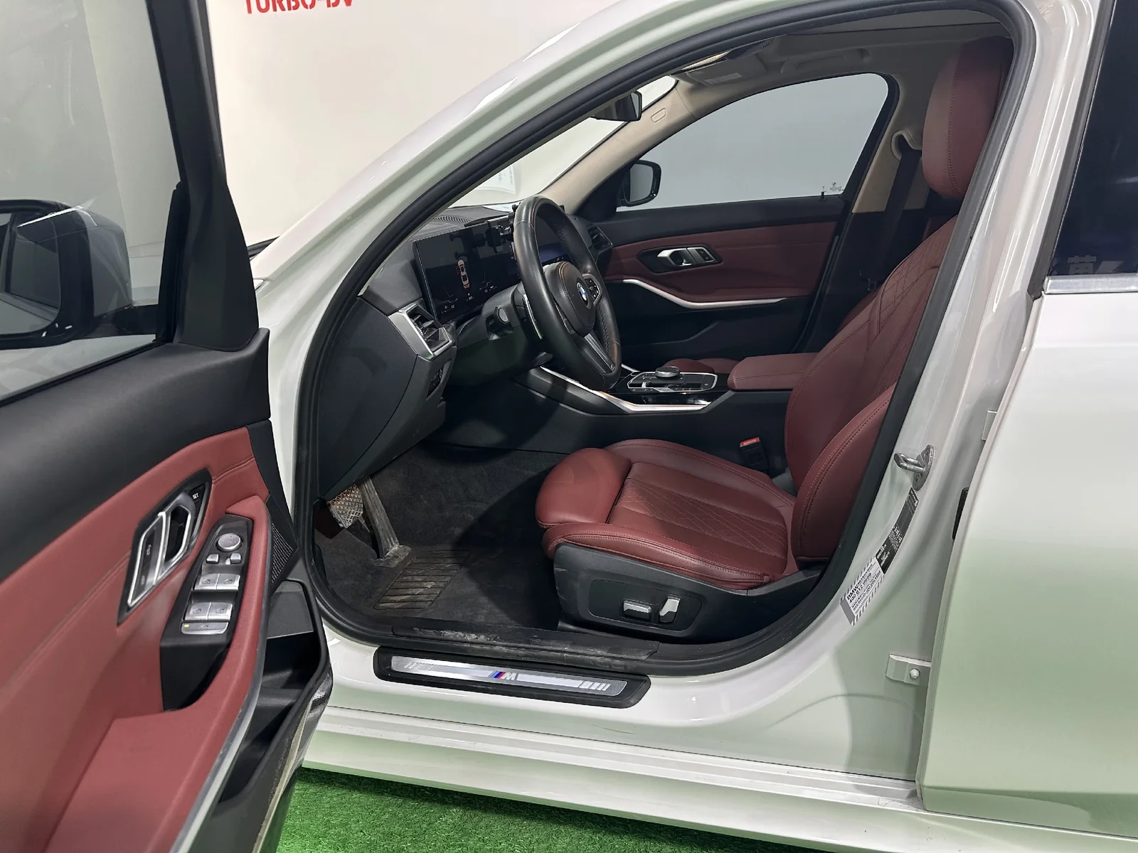 Фото 4 BMW 320