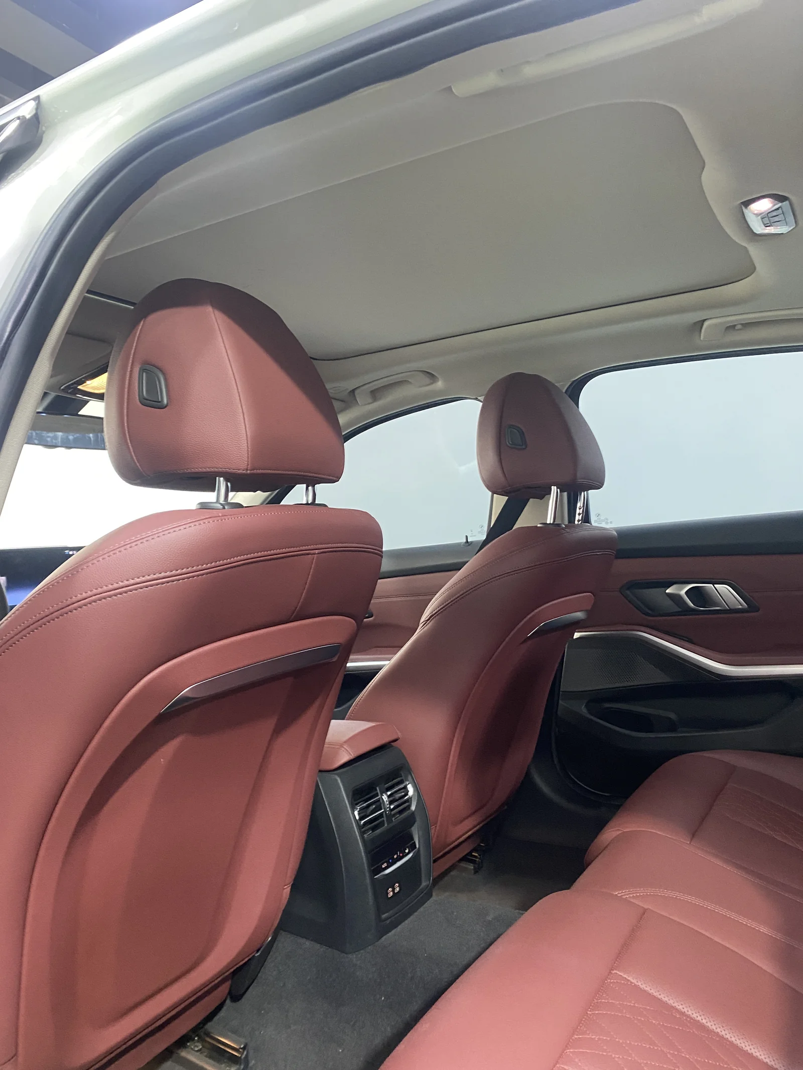 Фото 2 BMW 320Li M Sport