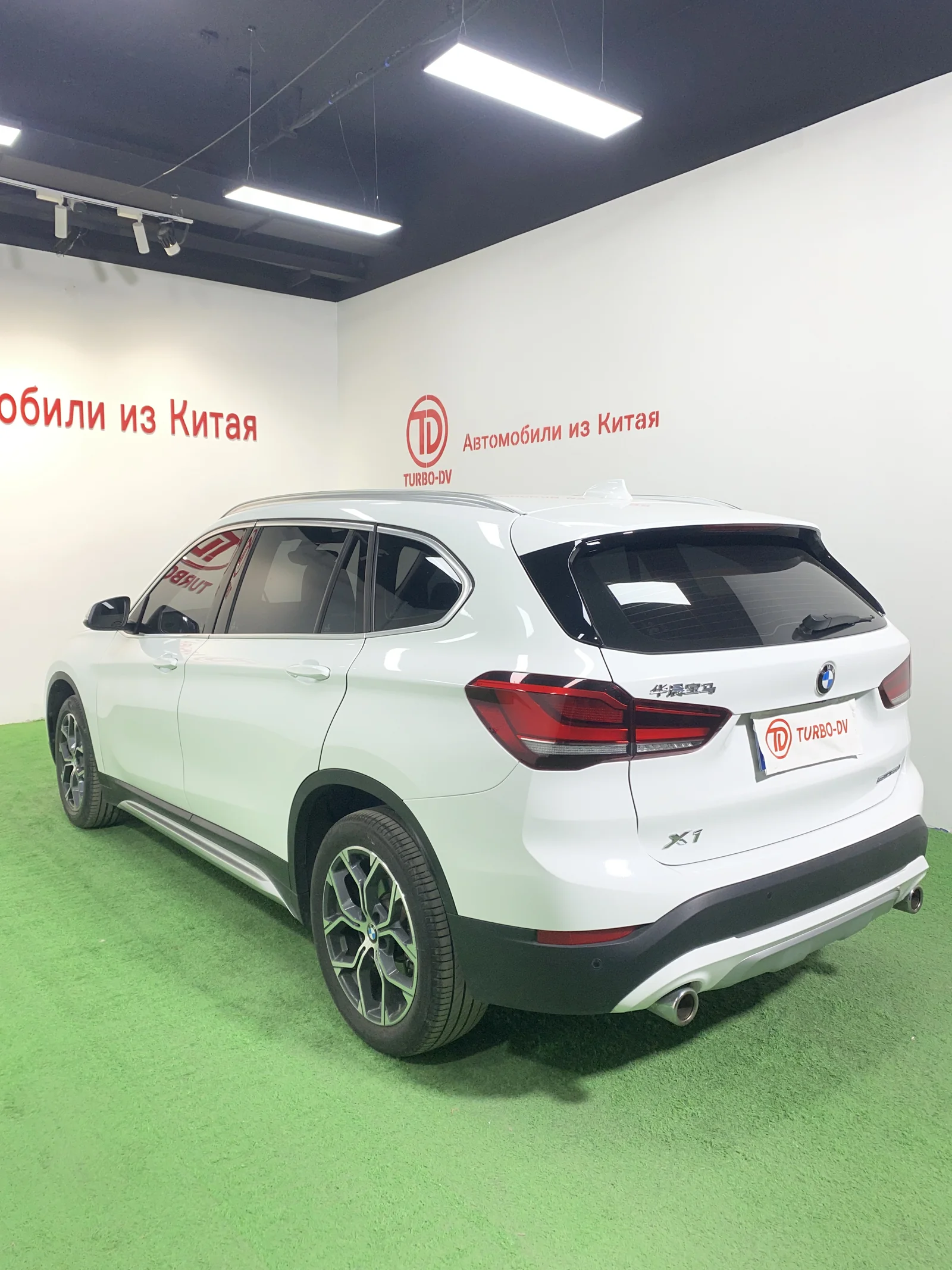 Фото 1 BMW X1