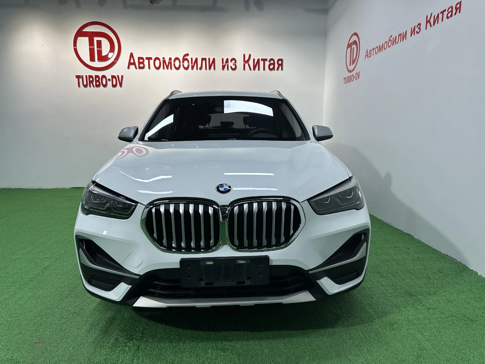 Фото 1 BMW X1