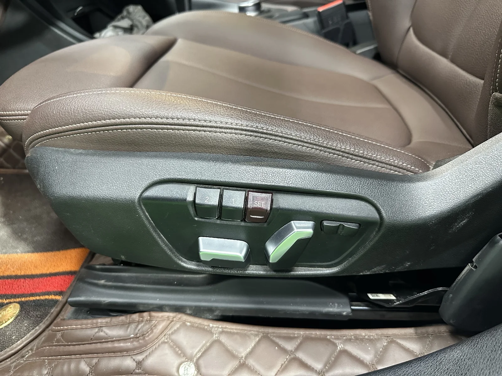 Фото 8 BMW X1