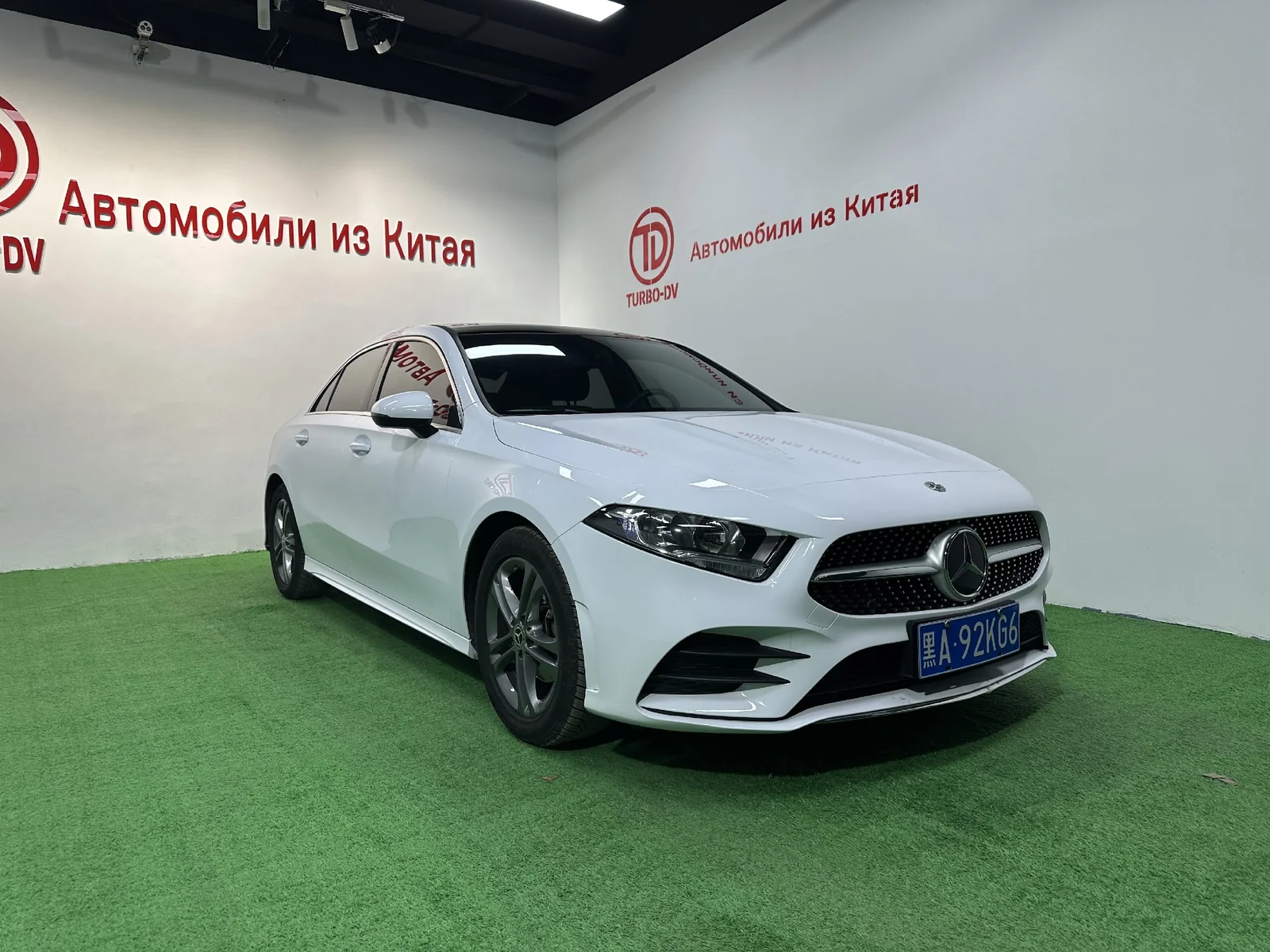Mercedes-Benz A180L Sport