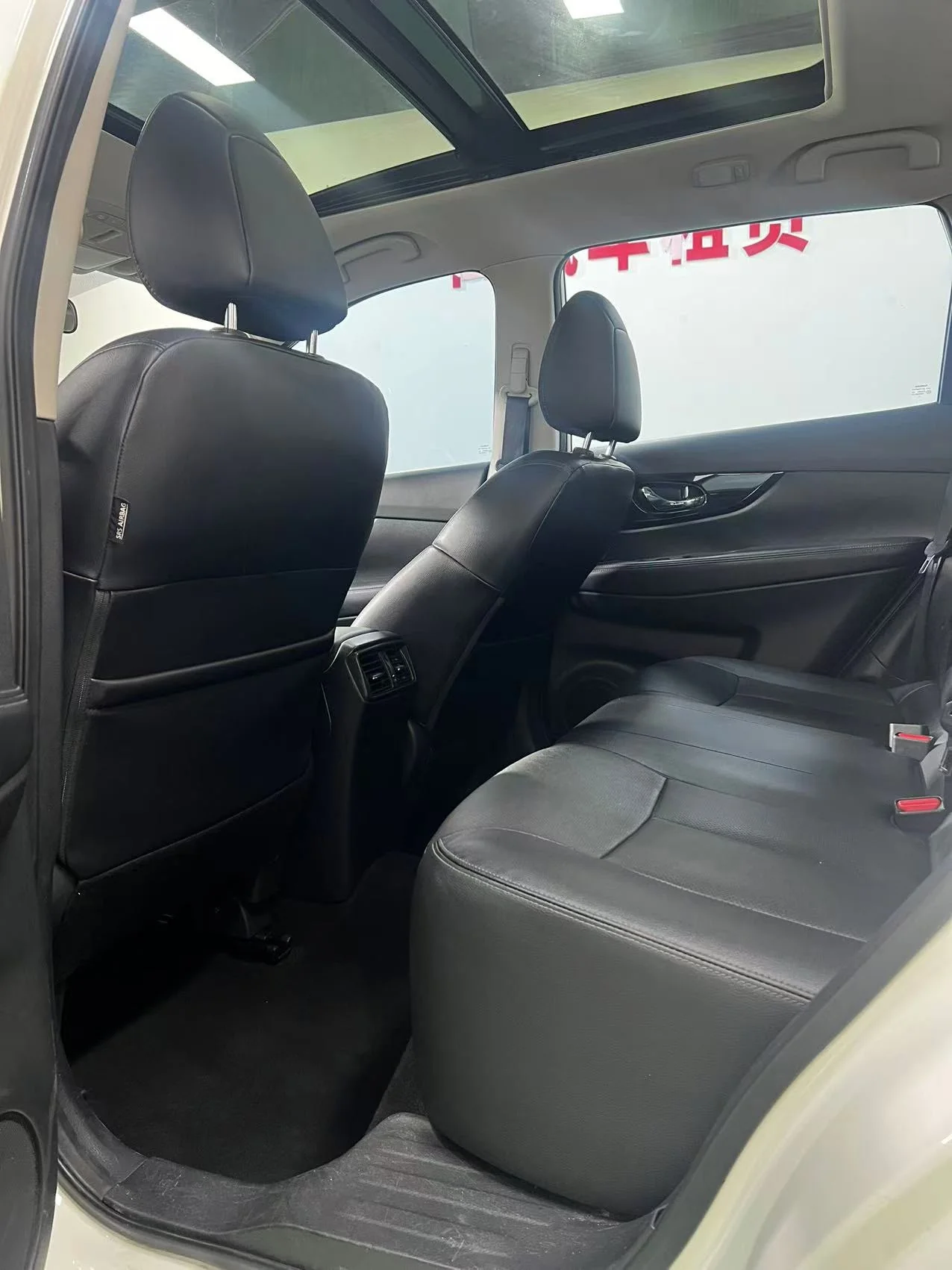 Фото 6 Nissan X-Trail