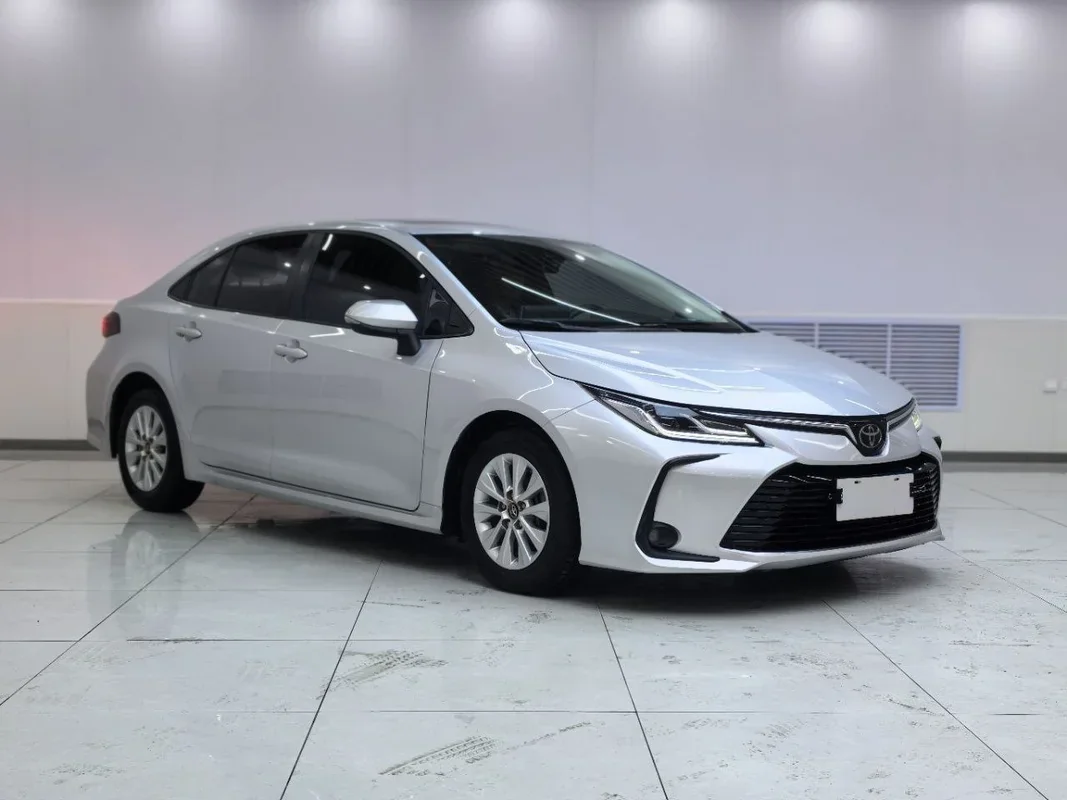 Toyota Corolla 1.5 CVT TNGA Elite (июнь 2021)