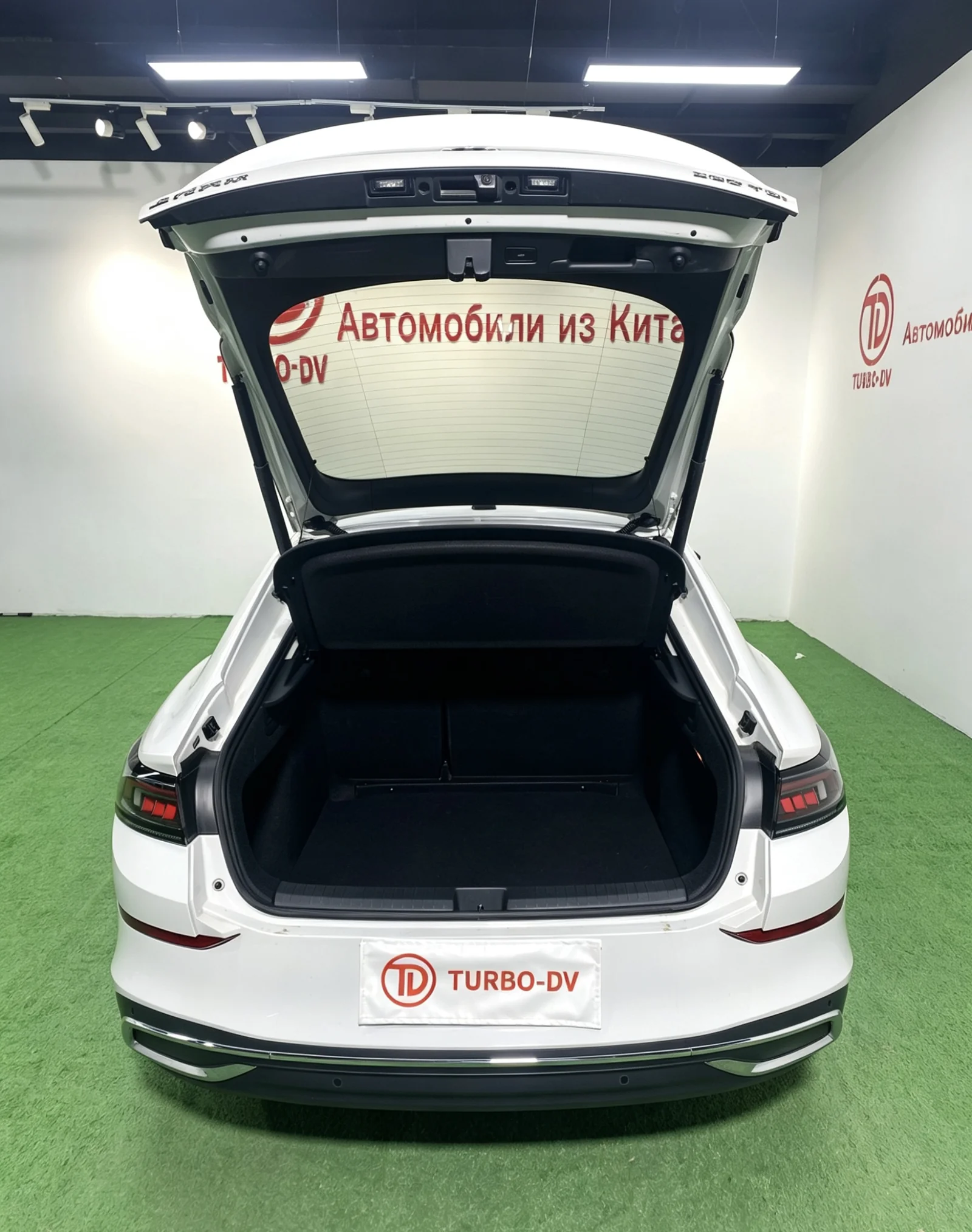 Фото 2 Volkswagen Lamando L