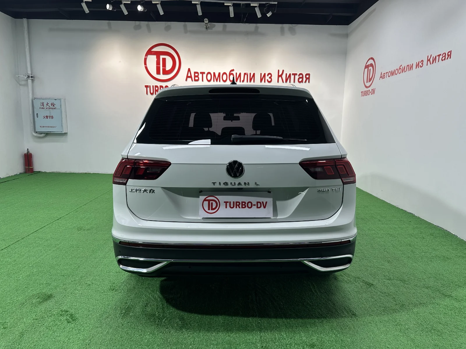 Фото 4 Volkswagen Tiguan L