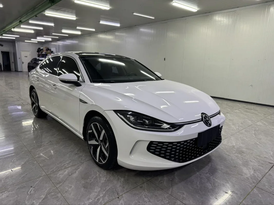 VOLKSWAGEN Lamando 280 TSI (февраль 2023)